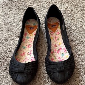 Rocket Dog Women's Black Ballet Flats with Floral Insole. Brand New. Size 8.